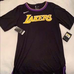 NWT short sleeve Lakers dri-fit